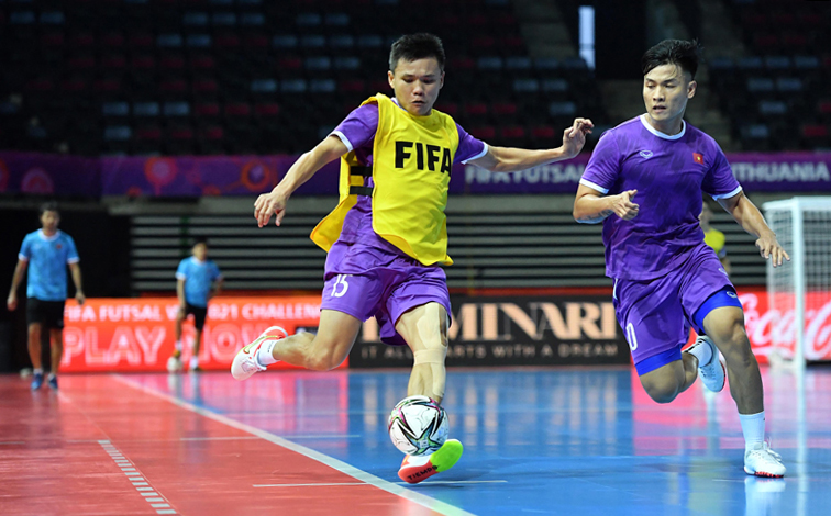 Đội tuyển futsal Việt Nam lên phương án đối đầu Brazil