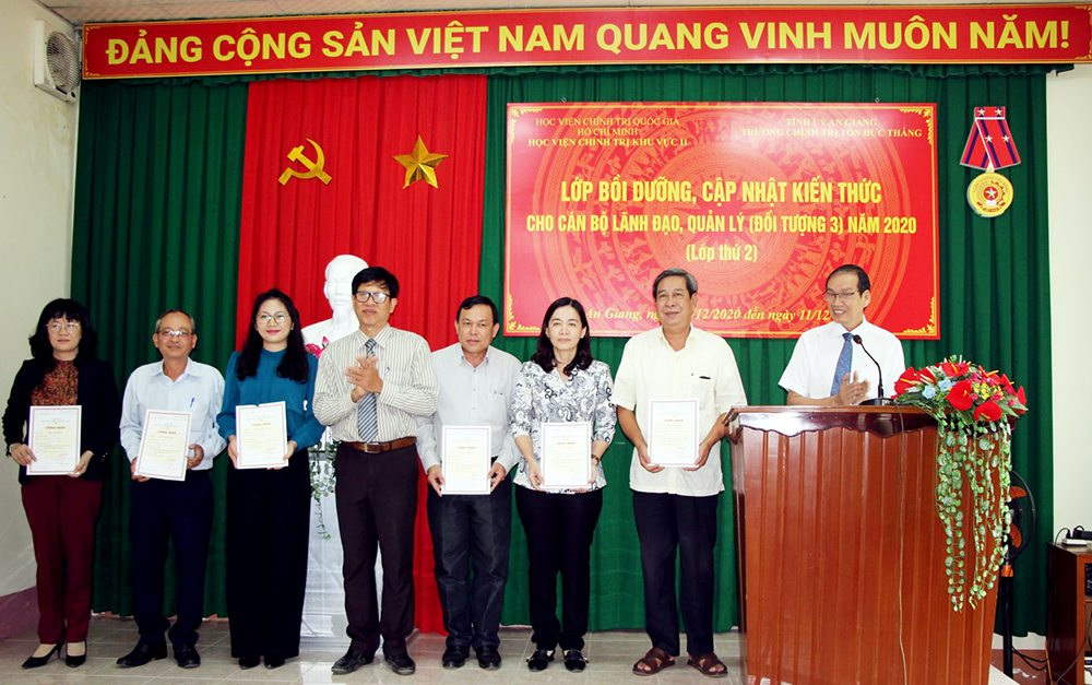 Chuyển biến rõ nét trong công tác xây dựng, chỉnh đốn Đảng ở An Giang - Kỳ cuối: Nâng chất tổ chức Đảng và đảng viên