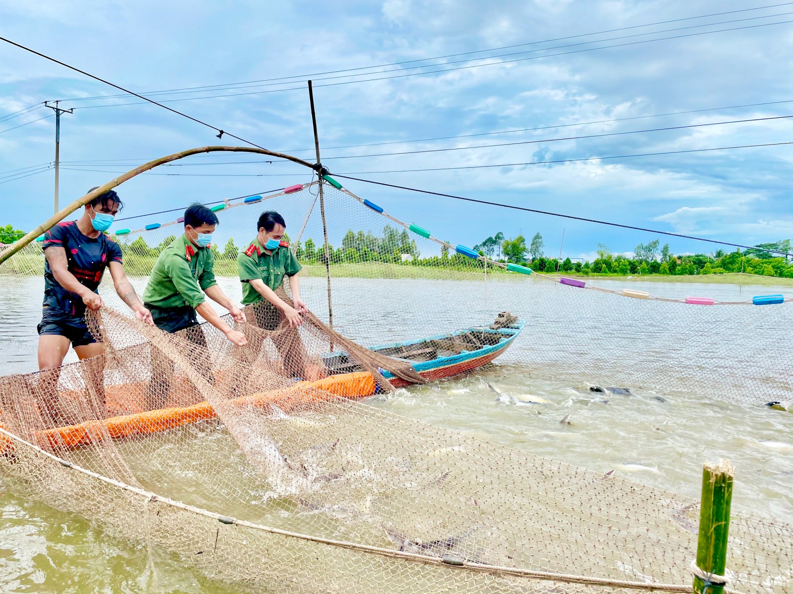 Công an An Giang và hành trình san sẻ yêu thương
