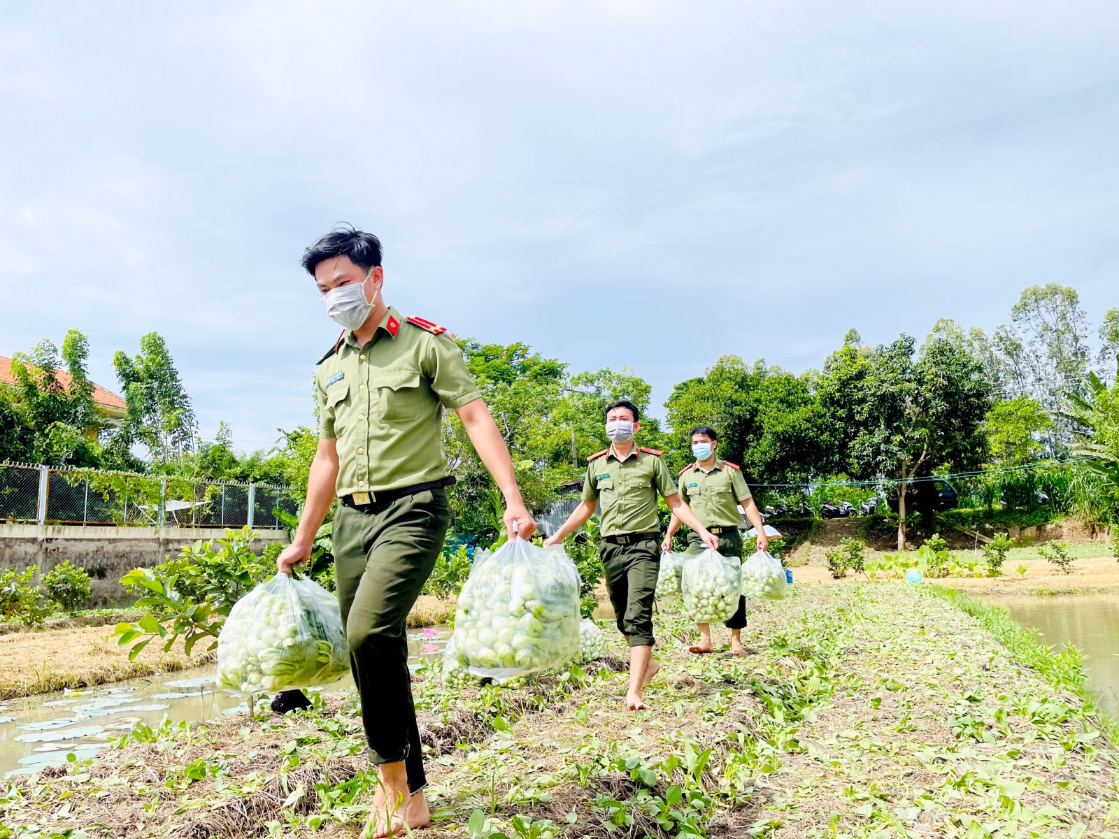 Công an An Giang và hành trình san sẻ yêu thương