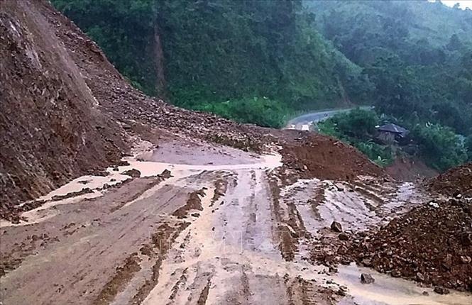 Chủ động ứng phó với mưa lớn cục bộ, lốc, sét, mưa đá, gió giật mạnh ở Bắc Bộ