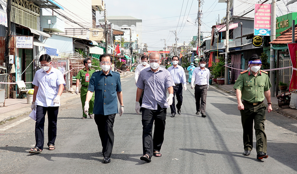 Phú Tân tập trung kiểm soát dịch bệnh COVID-19, không để lây sang các địa phương lân cận