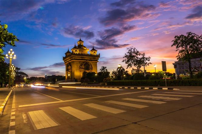 COVID-19 tới 6 giờ 18-9: Anh thay đổi chính sách phòng dịch; Ấn Độ lập kỷ lục tiêm 20 triệu liều vaccine/ngày