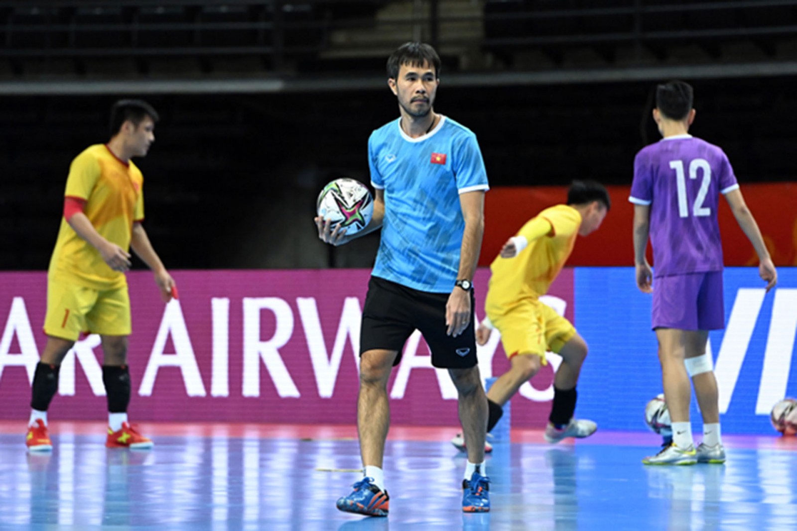 Tuyển futsal Việt Nam quyết giành vé đi tiếp tại World Cup