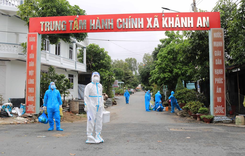 An Phú triển khai tiêm vaccine phòng COVID-19 cộng đồng ở xã Khánh An và thị trấn Long Bình