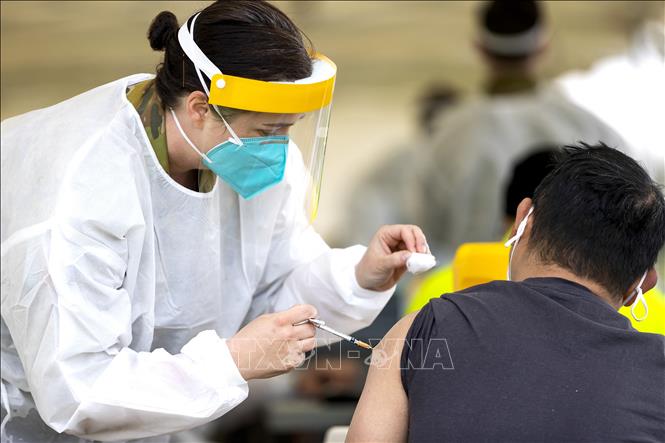 Australia đẩy nhanh chiến dịch tiêm chủng vaccine ngừa COVID-19