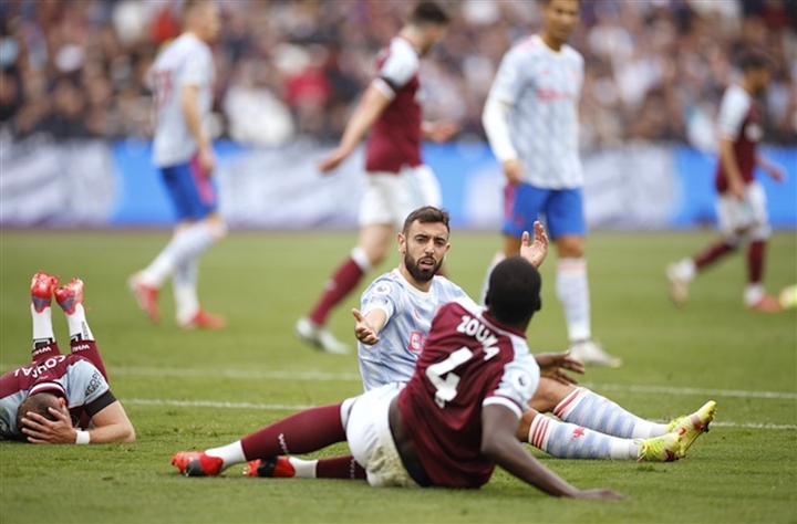 De Gea cản phạt đền phút bù giờ, Man Utd thắng kịch tính West Ham