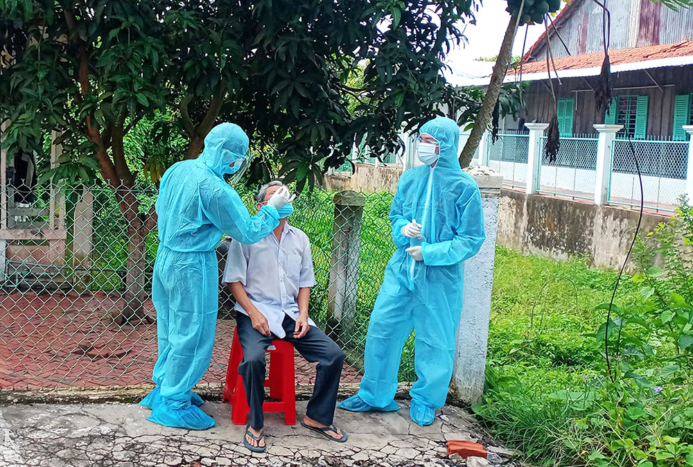 Châu Phú nỗ lực kiểm soát dịch bệnh
