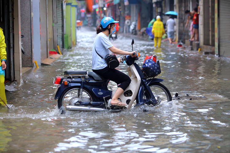 Thời tiết ngày 21-9: Trung Bộ, Tây Nguyên và Nam Bộ có mưa rào và dông