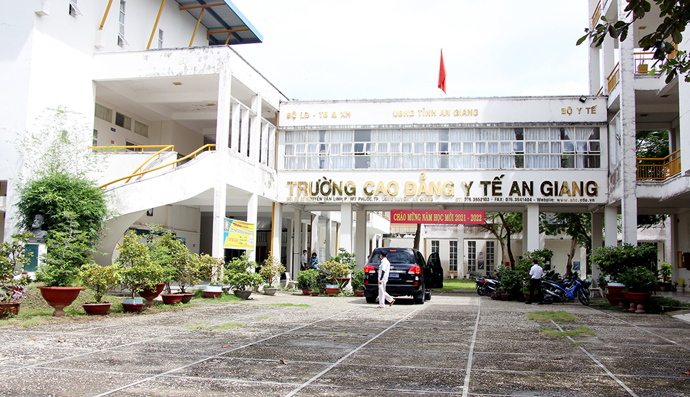 Chủ tịch UBND tỉnh An Giang thống nhất chủ trương nâng cấp, sửa chữa Trường Cao đẳng Y tế An Giang
