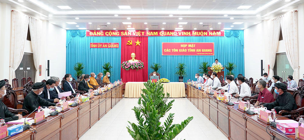 Bí thư Tỉnh ủy An Giang Lê Hồng Quang: Các tổ chức tôn giáo đoàn kết, chung sức, đồng lòng đẩy lùi COVID-19