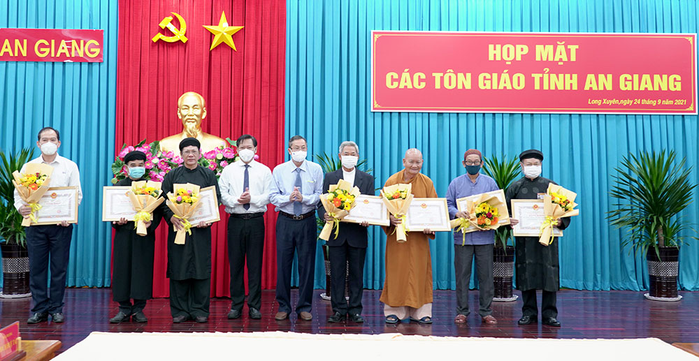 Bí thư Tỉnh ủy An Giang Lê Hồng Quang: Các tổ chức tôn giáo đoàn kết, chung sức, đồng lòng đẩy lùi COVID-19