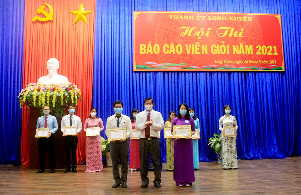 TP. Long Xuyên tổ chức hội thi báo cáo viên giỏi năm 2021