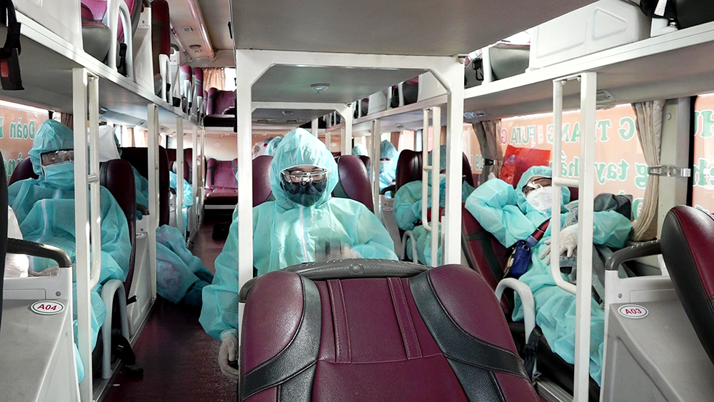 Đón 233 công dân An Giang từ TP. Hồ Chí Minh và các tỉnh: Đồng Nai, Long An, Bình Dương về quê an toàn