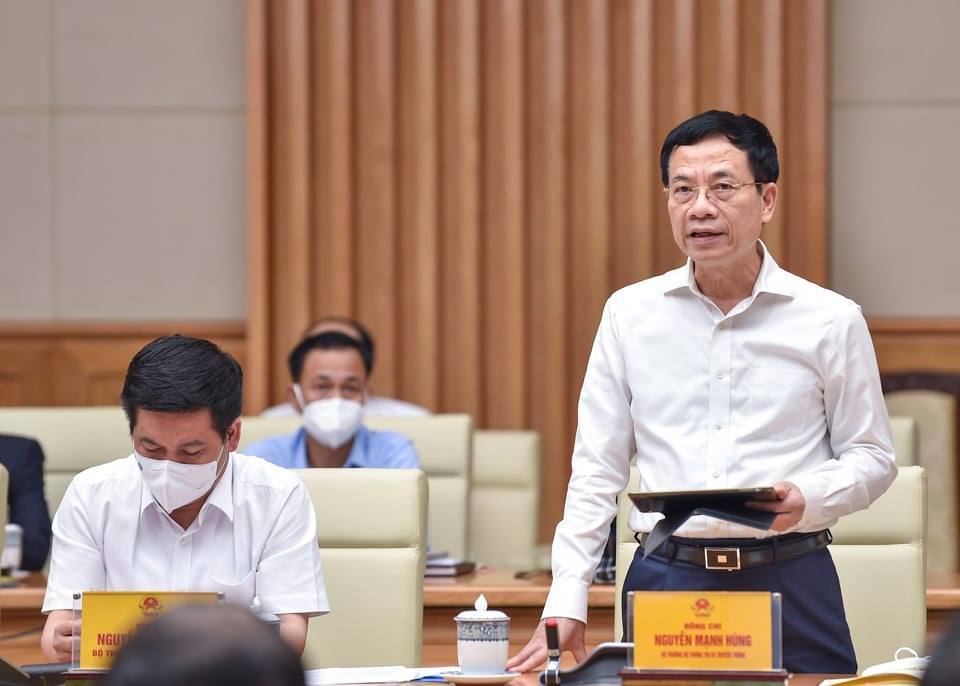 Bộ trưởng Nguyễn Mạnh Hùng nói về chuyển đổi số doanh nghiệp thời COVID