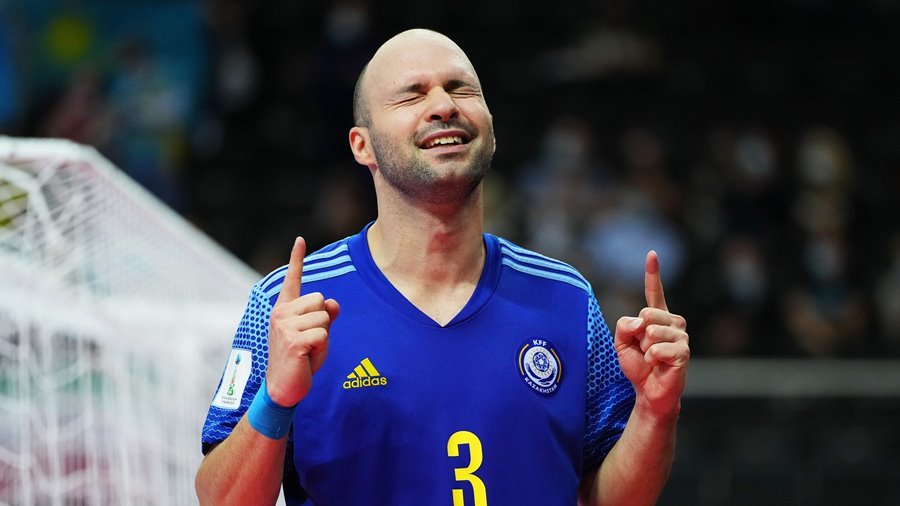 Iran tuột vé bán kết World Cup Futsal dù dẫn trước 2 bàn