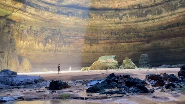 Khám phá bất ngờ bên trong 'giếng địa ngục' kỳ quái ở Yemen