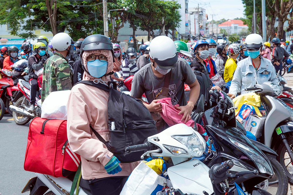 Hơn 35.000 người dân về quê, Chủ tịch tỉnh An Giang Nguyễn Thanh Bình chỉ đạo tiếp nhận chu đáo, nghĩa tình