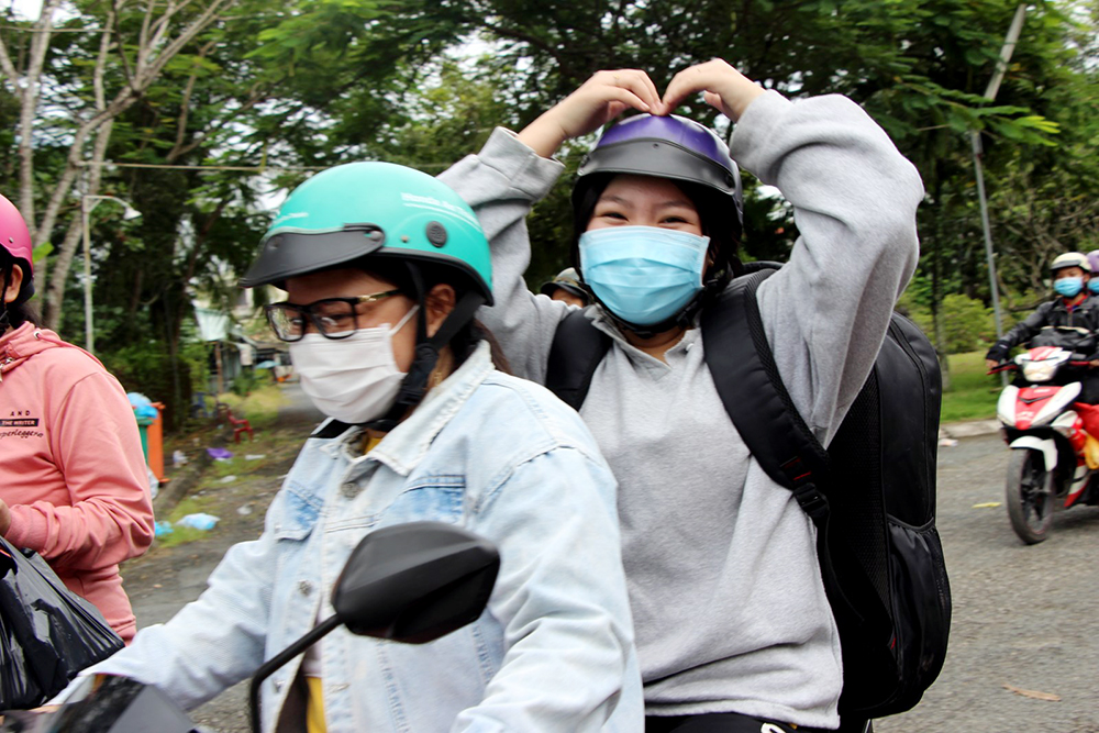 “Người dân về tới cửa ngõ thì phải đón tiếp”