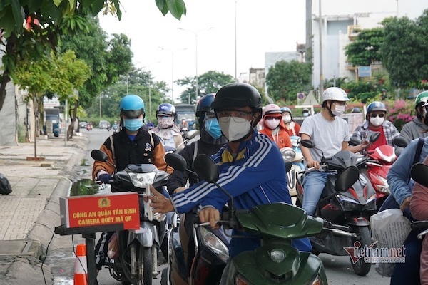Chống dịch từ những kinh nghiệm đau thương