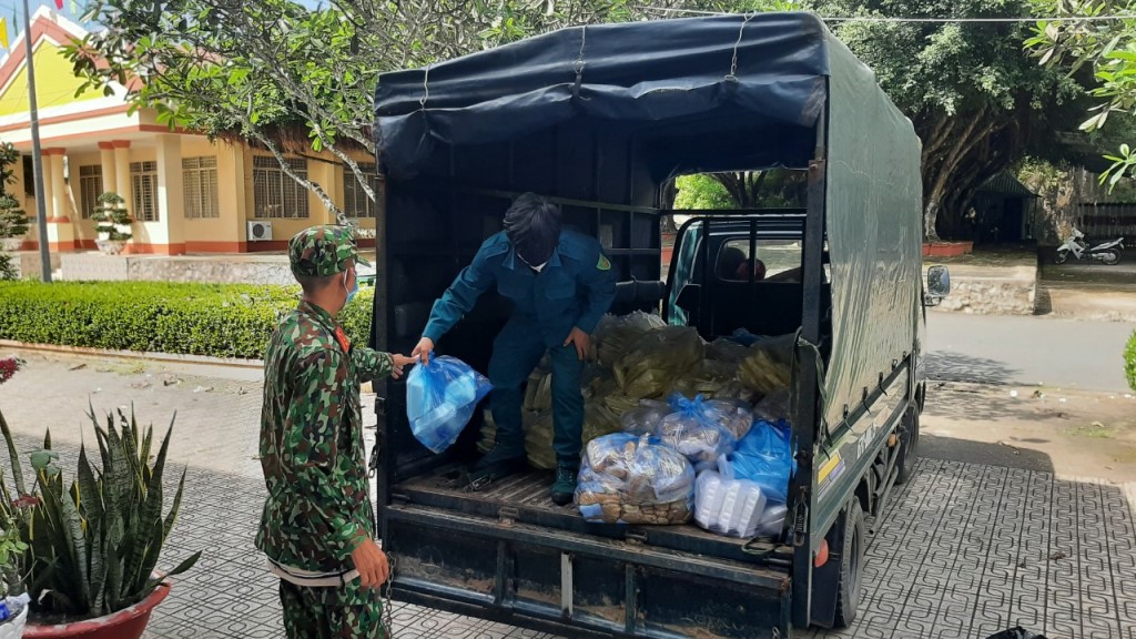 “Người dân về tới cửa ngõ thì phải đón tiếp”