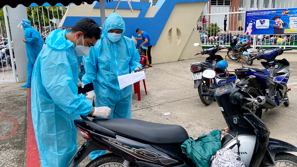 TP. Long Xuyên huy động 1.400 người tham gia tiếp đón công dân ngoài tỉnh trở về