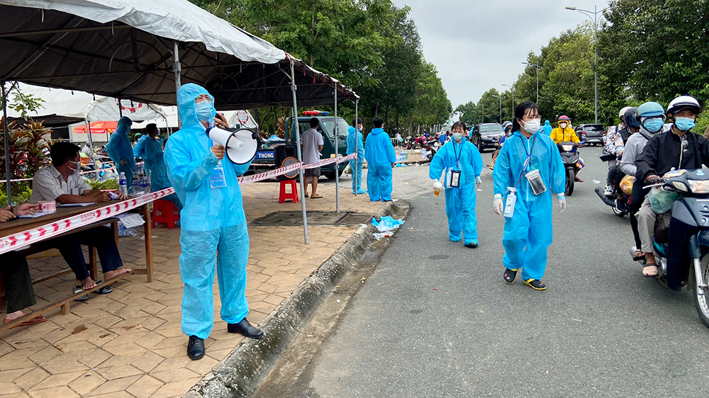 TP. Long Xuyên huy động 1.400 người tham gia tiếp đón công dân ngoài tỉnh trở về