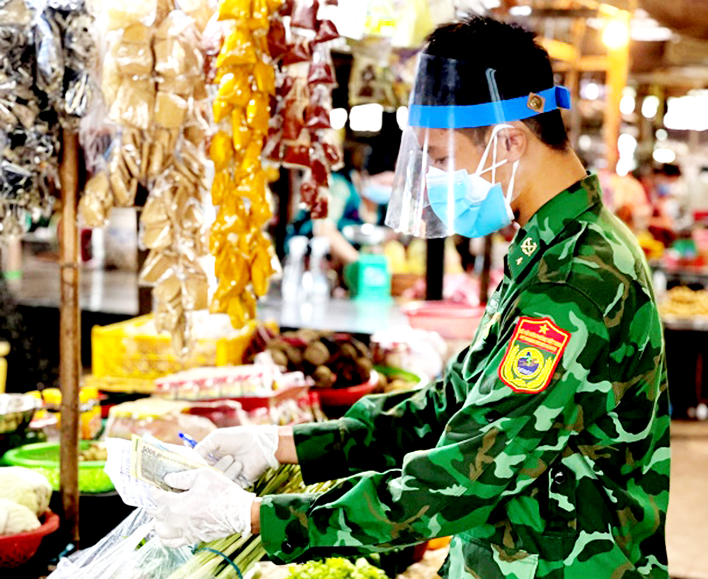 Tấm lòng cán bộ, chiến sĩ Đồn Biên phòng Cửa khẩu Long Bình