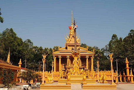 Nghệ thuật tạo hình độc đáo chùa Phù Ly 1