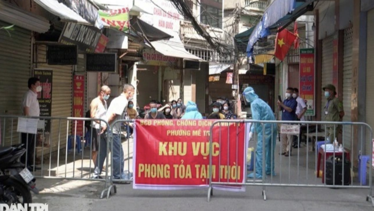 COVID-19 hôm nay: Ca mắc mới, ca tử vong giảm sâu