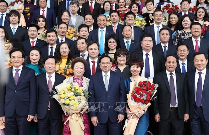 Thủ tướng: Sự tin tưởng, đồng lòng của cộng đồng doanh nghiệp càng cho thấy trách nhiệm của Chính phủ