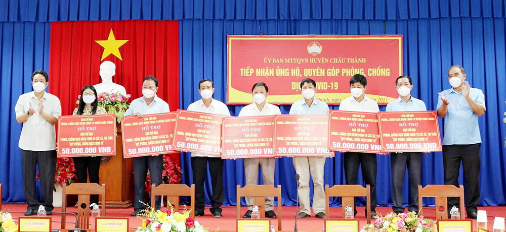 Tiếp nhận và hỗ trợ kinh phí phòng, chống COVID-19 cho các địa phương ở Châu Thành