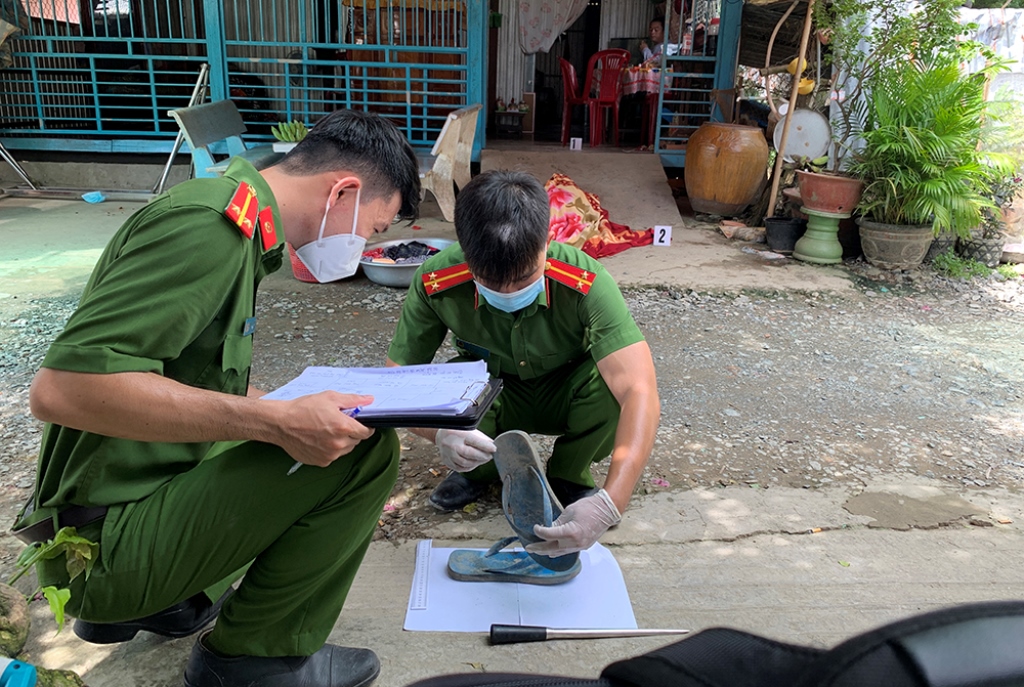 Khởi tố, tạm giam đối tượng đâm 3 người hàng xóm thương vong ở Châu Thành