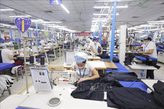 WB giảm dự báo tăng trưởng GDP năm 2021 của Việt Nam xuống còn từ 2 - 2,5%