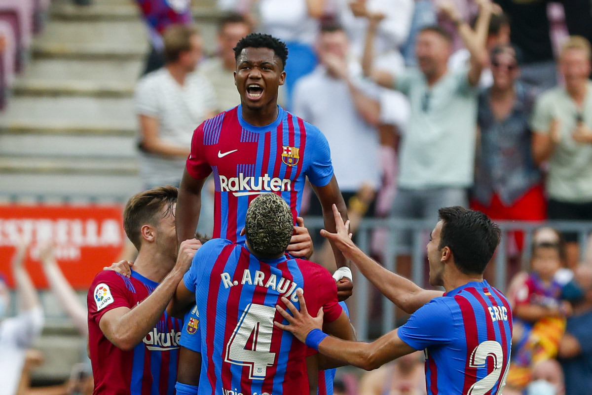 Barca nợ chất chồng: Ba chiến lược giải cứu thời hậu Messi