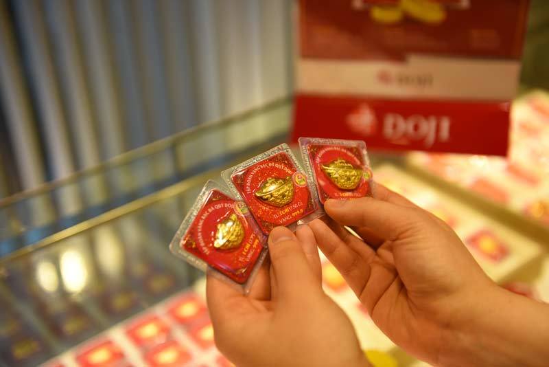Giá vàng hôm nay 14-10: Chao đảo trước thông tin lạm phát