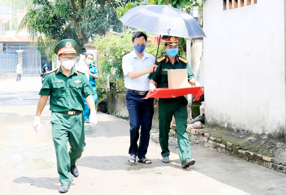 Bàn giao đợt 2 tro cốt người tử vong do COVID-19
