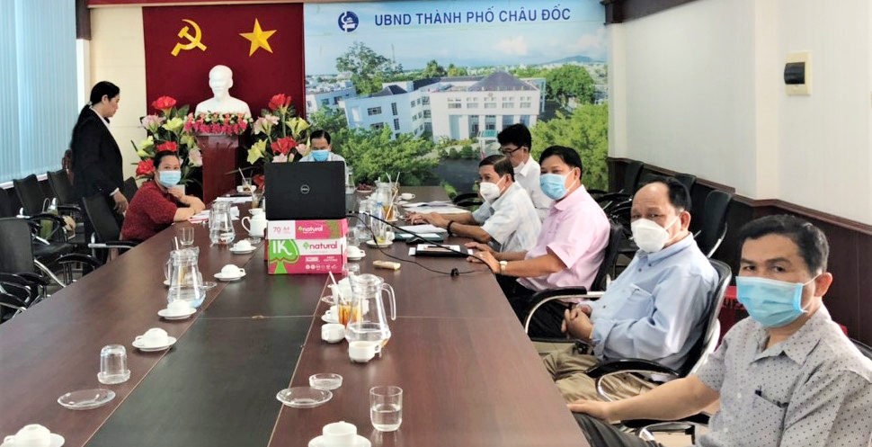 Hội thảo khoa học “Bảo tồn và phát huy Lễ hội vía Bà Chúa Xứ núi Sam”