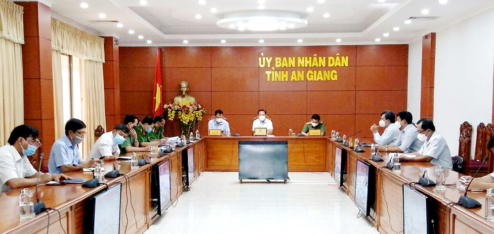 Hội nghị trực tuyến toàn quốc về tiêm chủng COVID-19 và giải pháp xác thực, liên thông dữ liệu