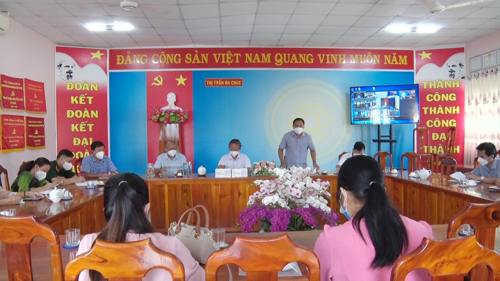 Bí thư Huyện ủy Tri Tôn kiểm tra công tác phòng, chống COVID-19 tại thị trấn Ba Chúc
