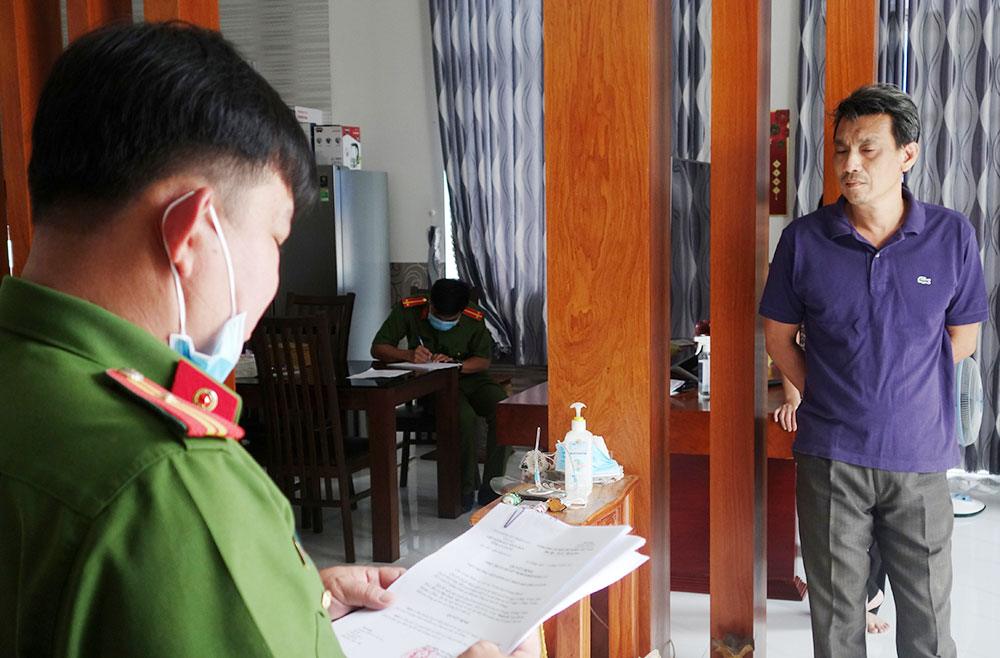 An Giang: Bắt đối tượng liên quan trong vụ buôn lậu 100 tấn đường cát