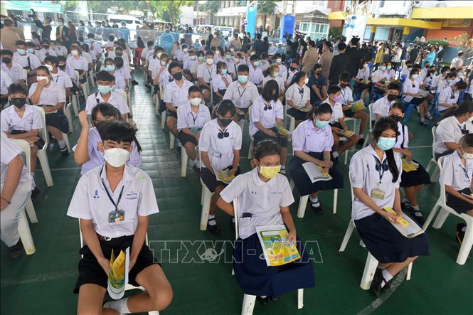Toàn thế giới ghi nhận 241,59 triệu ca nhiễm SARS-CoV-2