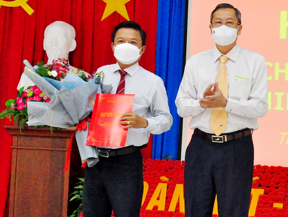 Thoại Sơn đánh giá tình hình, đề ra giải pháp hoàn thành nhiệm vụ chính trị năm 2021