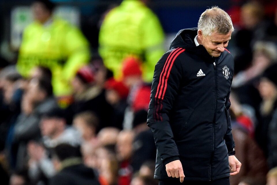MU nhận tin sét đánh trước đại chiến Liverpool