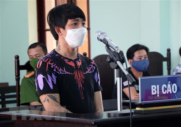 18 tháng tù giam cho đối tượng đâm người canh chốt kiểm soát dịch