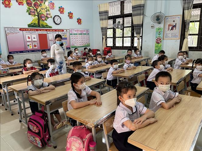 Cả nước có 23 tỉnh, thành phố cho học sinh đi học trực tiếp