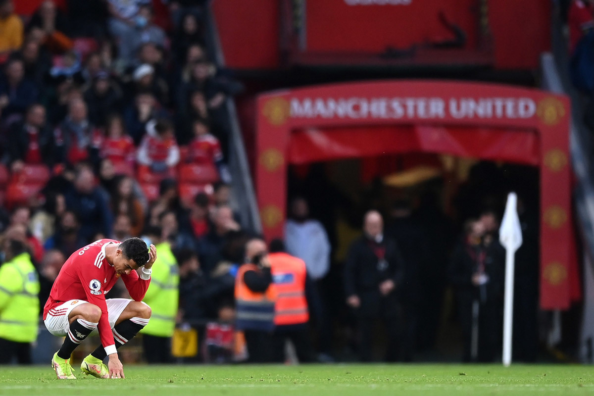 MU và mặt trái của Ronaldo