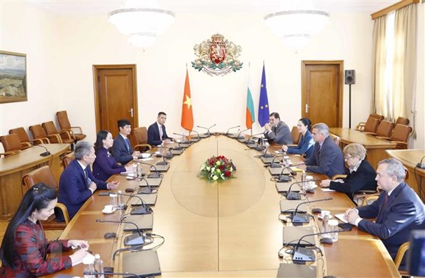 Đề nghị Bulgaria ủng hộ việc EU gỡ bỏ thẻ vàng với thủy sản Việt Nam