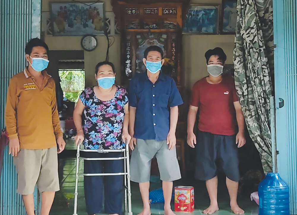 Cảnh khổ trong mùa dịch
