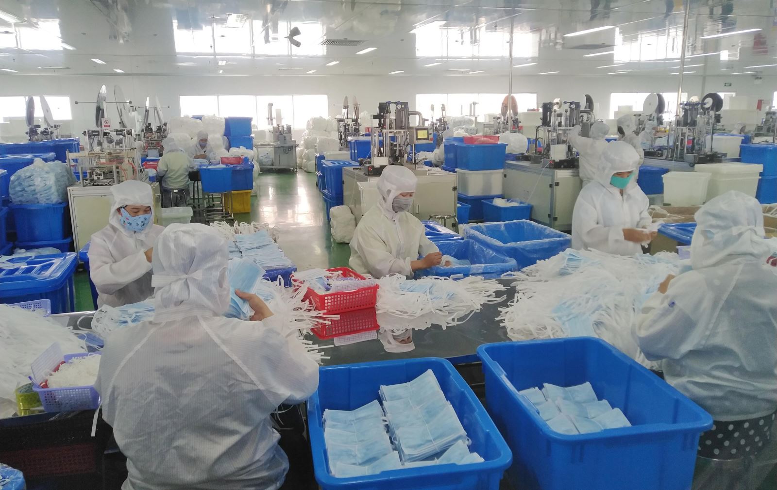 Ngân sách chi 50.770 tỷ đồng chống dịch, hỗ trợ người dân